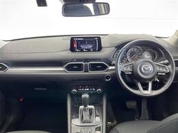 【インパネ全体】全方位で視界が広く、高い目線で運転もしやすいです！◆乗って触って体感してみてください！！当社車両は試乗可能です！お気軽にスタッフまでご相談ください！