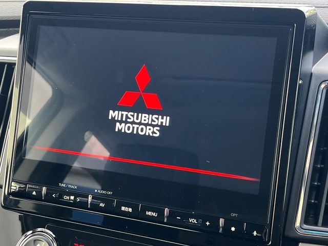 【純正ナビ】人気の純正ナビを装備。オーディオ機能も充実しており、Bluetooth接続すればお持ちのスマホやMP3プレイヤーの音楽を再生可能！毎日の運転がさらに楽しくなります！！