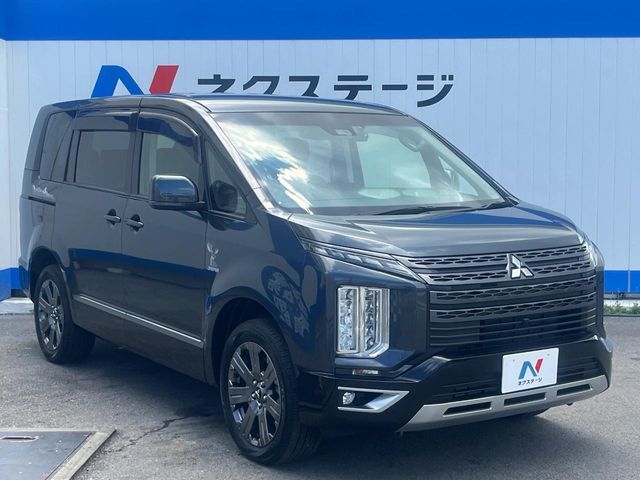 大好評のボディコーティング「弾スプラッシュコート」もご納車までに施工可能。通常のガラスコートと異なる、耐久年数6年の無機質ガラスコーティングが、ボディをキレイな状態に保ってくれます。