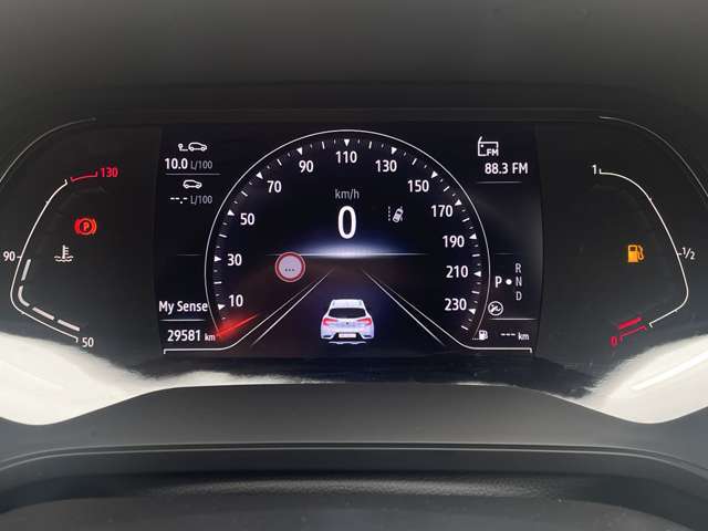 LIBERALAは、輸入車選びの新たなスタイルを提案するインポート・セレクト・ブランドです。オーナー様となる方がクルマから直接感じる感性を第一にした、最良の一台との出会いをコーディネートいたします。