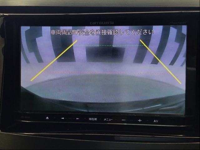 バックカメラ付きで後方の確認も安心です！スムーズな駐車・車庫入れをサポートいたします！