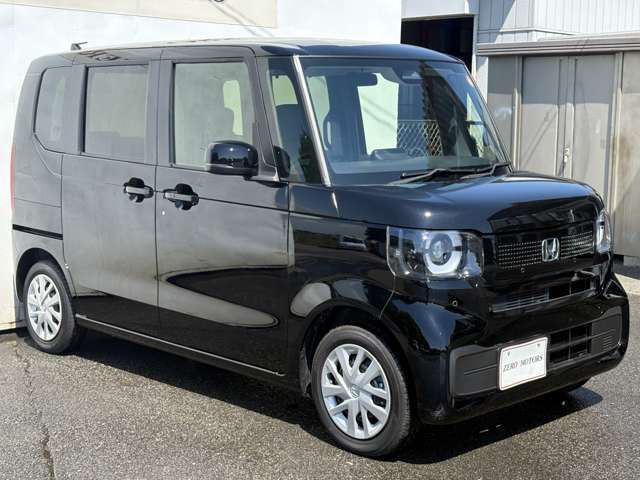 【各メーカーのお車を展示】トヨタ・ダイハツ・スズキ・ホンダ・スバル・マツダ・日産・国内各メーカーを展示しています。安い軽・燃費の良い車・荷室が広い車・広い軽・悪路に強い軽・などなど展示中です。