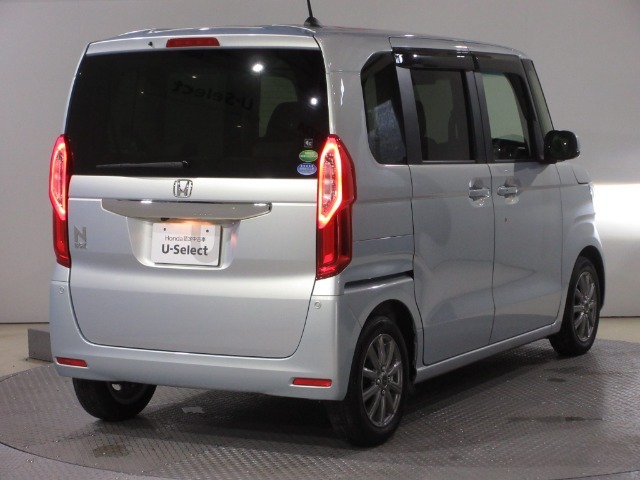 ボディクリーニング後、愛車をピカピカの状態へ保護するコーティング「ブライトパック」がおススメです！水垢がつきにくく、手入れがしやすくなりますよ！いつも愛車をきれいにしておきたい方におススメです。