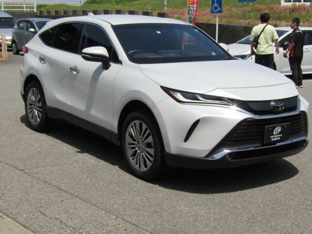 今のお車の買取・下取もお任せください。業界騒然！特許取得の買取システムで、買取時の見積もり書をお渡しします。口頭などでの駆け引きはいたしません。買取もぜひオートバックスカーズ富山南にお任せください。