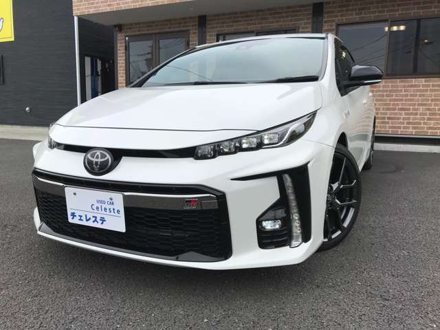 展示車両は、展示前に外装はもちろんの事、内装も隅々まで清掃を行い清潔で快適にご覧いただけるように展示しております☆ご成約時には、外装、内装をチェックして洗車、清掃を行いお客様へ納車いたします。