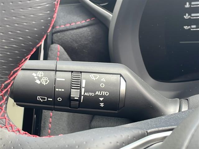【運転席操作部】快適なドライブを楽しむための機能が装備されています！運転席から触れるので、使いやすいです！除菌プランいれていただくと、さらに清潔で安心していただけます！