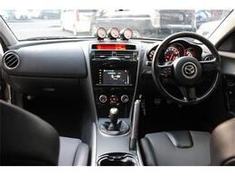 インパネ周りの傷も少なく、使用状況の良いお車です！ ★無料電話番号：0078-6002-562516★