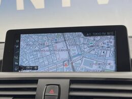 ●純正ナビ:一体感のあるナビは、高級感ある車内を演出してくれます。Bluetooth再生などオーディオ機能も充実しておりますので、運転もより楽しめます♪