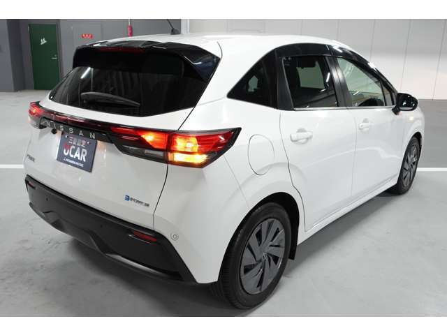ご納車前のメンテナンス＋新車保証継承もさせていただきます。