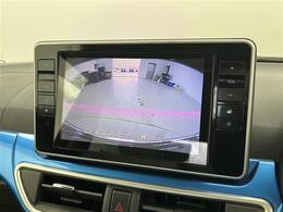 【バックモニター】後ろのカメラの映像がモニターに映し出されるので、後方の見えない死角や、障害物との距離感などもしっかり安全確認することができます！