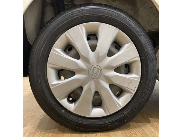 新品タイヤも格安にてご提供しております。
