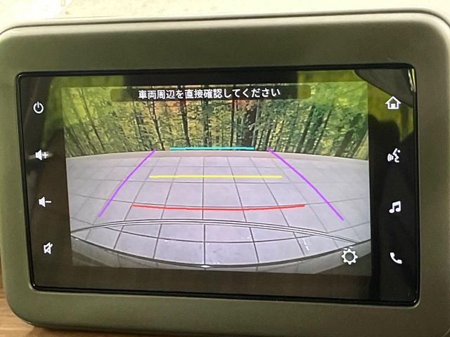 【バックカメラ】駐車時に後方がリアルタイム映像で確認できます。大型商業施設や立体駐車場での駐車時や、夜間のバック時に大活躍！運転スキルに関わらず、今や必須となった装備のひとつです！