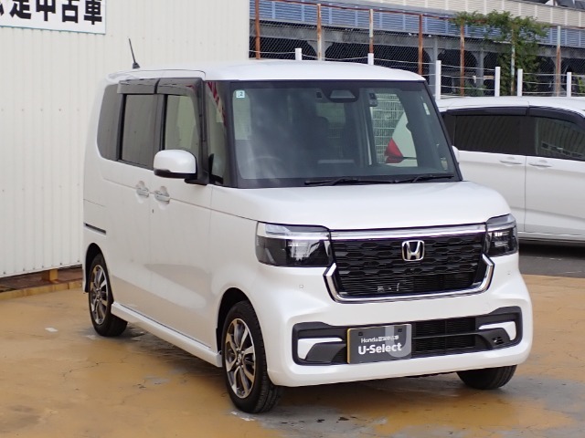 ◆【LEDヘッドライト】が装備されています。より明るく！省電力！で、夜間走行時や雨の日に明るく安全に前方を照らすことが出来ます。対向車からも見えやすいので相手に接近を知らせることも出来ます。