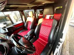 当店は車好きによる車好きのためのお店です。　全国で数台しか売りに出ていないような希少モデル、希少カラー、希少グレードにこだわって在庫を選んでいます。
