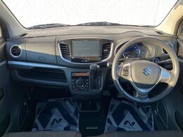 グループ総在庫数約30，000台！！全国の系列店からメーカー・車種問わずご紹介出来るので、あなたにピッタリのお車が見つかるはずです♪まずはお問い合わせ下さい☆