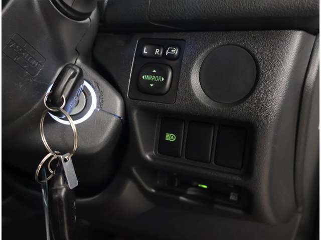ネットでお車をお探しの方でも、お車の状態が一目で分かりやすい。トヨタ検査員による車両検査証明書付で車両の状態詳細を明記致しておりますので安心です！！お気軽にお尋ね下さい！！