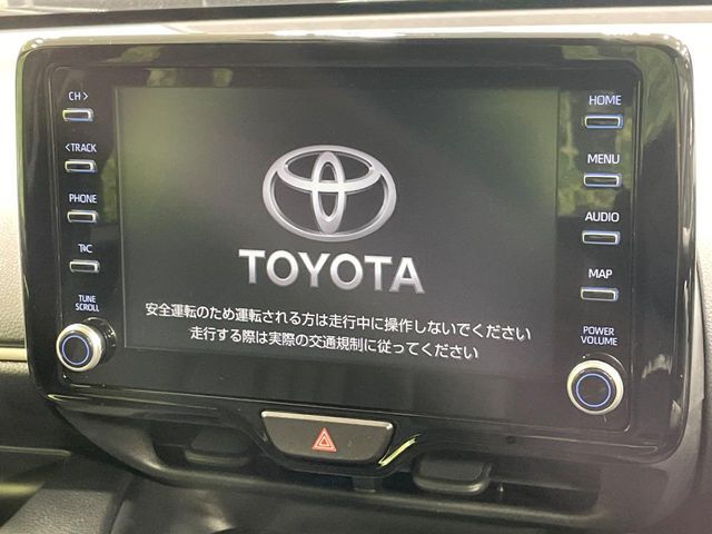 【ナビ機能付きディスプレイオーディオ】ナビ機能搭載の他、お持ちのスマートフォンと連携して、ナビやbluetoothでの音楽再生が可能です♪デザインはもちろん操作性も良好！