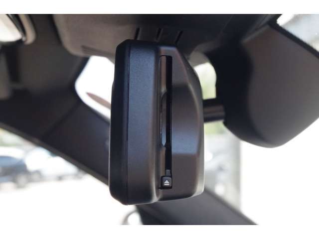 ぜひ厳選したドイツプレミアムブランドのお車を、見て・触って・比べてください！