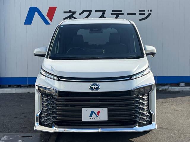 弊社では、全車『修復歴なし』のお車のみ取り扱っております。専任バイヤーによる厳選した仕入れの後、入庫後の車両チェックを行い、ネクステージが認定した高品質な中古車をご提供しております。