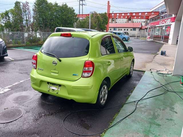 走行距離も少なく、オススメの車です☆