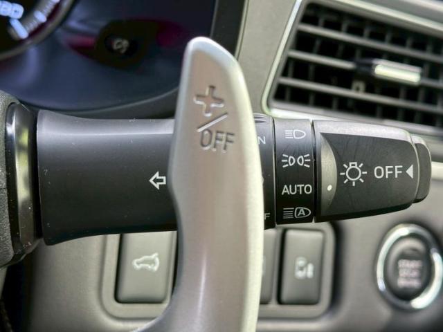 国産車から輸入車まで多様なお客様のニーズのお応えできるように、全国規模で豊富な在庫展開！車のことならWECARSへ！