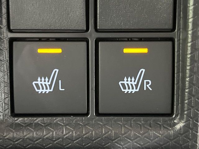 【シートヒーター】寒い日に重宝するシートヒーター！エアコンより早く温まってくれるので寒がりの人も安心ですね♪エアコンの温風は乾燥するから苦手、という方にもをおすすめです。