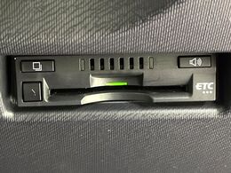 【ETC】高速道路の料金所をストレスなく通過！話題のスポットやサービスエリアに多い「スマートIC」利用時は必須のアイテムです。当店でセットアップを実施、ご納車当日からすぐにご利用いただけます！