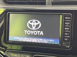 【純正ナビ】人気の純正ナビを装備しております。ナビの使いやすさはもちろん、オーディオ機能も充実！キャンプや旅行はもちろん、通勤や買い物など普段のドライブも楽しくなるはず♪