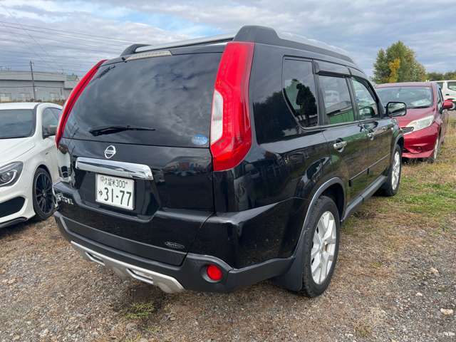 当店では、安全・快適なカーライフをお楽しみいただくための法定点検・オイル交換・バッテリー点検他メンテナンスパックを実施して納車いたします！