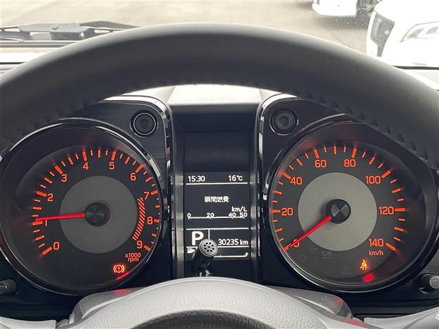 ODOメーターの表示値は30235kmです。店舗にて現車の確認もいただけますので、お電話で在庫のご確認の上是非ご来店くださいませ！！！