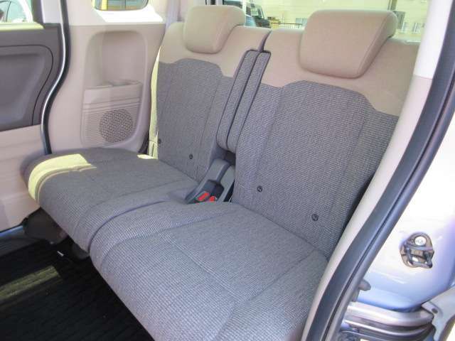 お客様に隅々まで見ていただけるよう展示車両は常に綺麗に仕上げております！お客様のご来店、スタッフ一同心よりお待ち申し上げます。