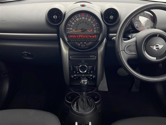 店舗にて現車の確認もいただけます！お電話で在庫のご確認の上ぜひご来店ください！