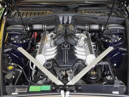 V型12気筒DOHC48バルブ  エンジン 6749cc