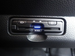 【ETC】便利なETC車載器も装備！高速道路の料金所もスムーズに通過できます。今や必須の装備ですね！（セットアップ費用3300円は別途料金となります）