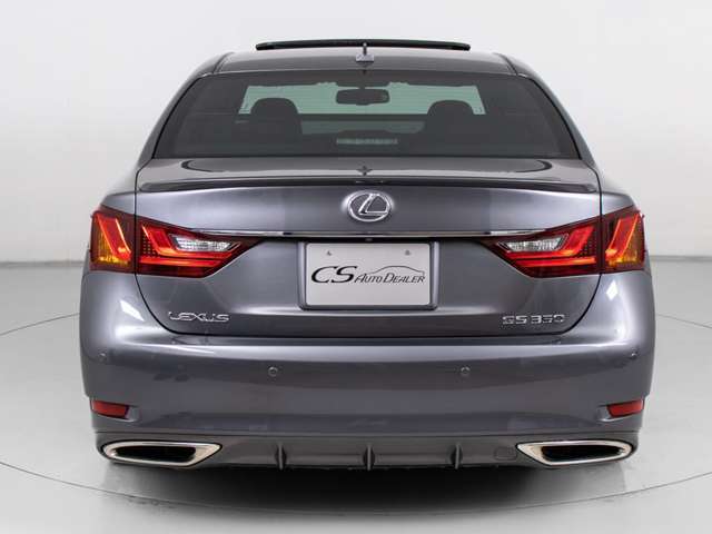 クリアランスソナーが付いています！フロント＆リアにセンサーがあり、障害物に近づくと警告音が鳴りドライバーへお知らせ！すごく便利な人気装備です！！