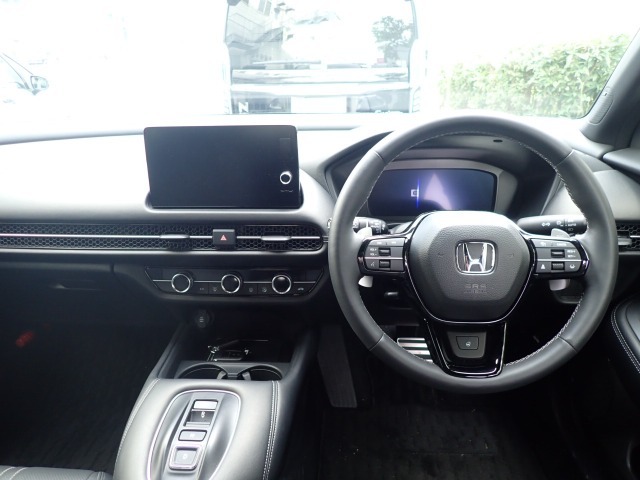 ホンダ ZR-V 2.0 e:HEV Z 2024年 0.9万キロ (埼玉県) ホンダ