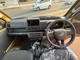 数あるお車からゼロコーポレーションの車両をご観覧いただきまして、誠にありがとうございます♪社員一同、精一杯のご対応をさせていただきますのでお気軽にご来店、お問い合わせください☆