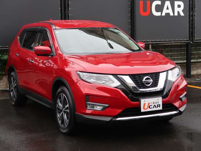 衝突被害軽減ブレーキ　車線逸脱警報　誤発進抑制機能