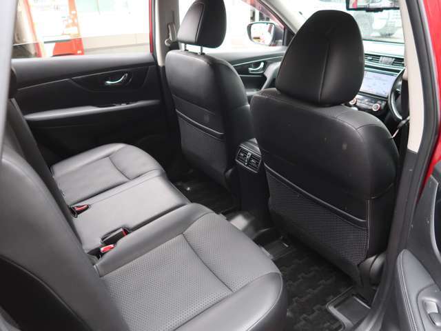 セカンドシート