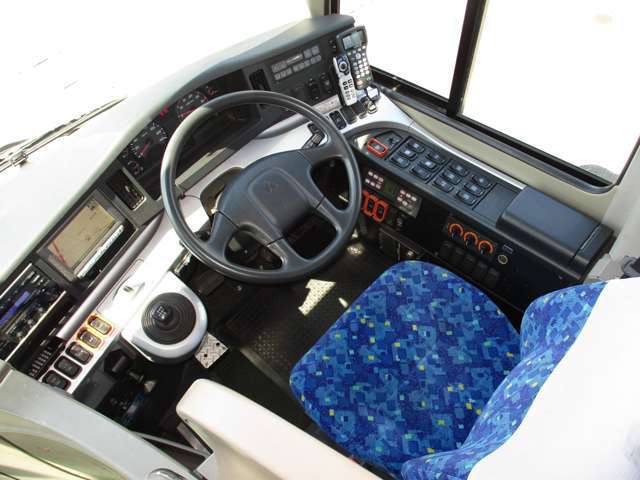 運転席　SRSエアバッグ