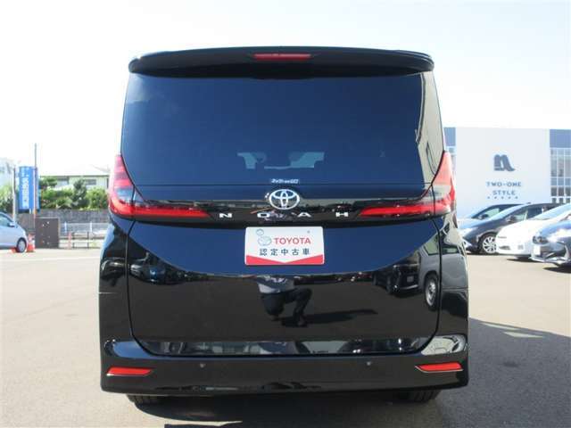 走りにこだわりながら収納力も持ち合わせたお車です。荷物を載せて軽快なドライブを楽しめますよ♪