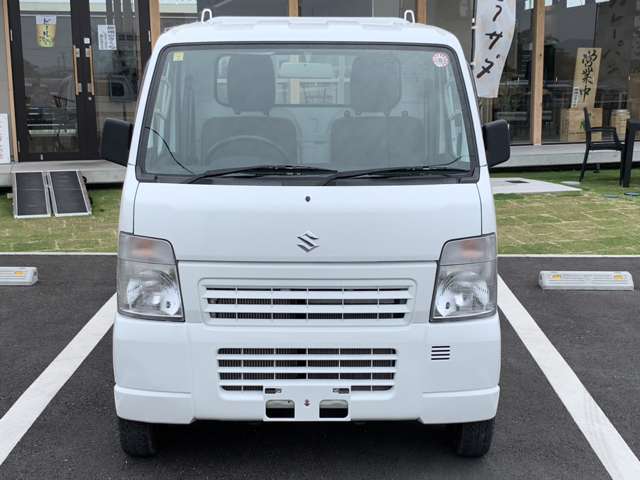 自社認証工場完備！自社で整備・修理・鈑金等を行ってますので、コストを抑え、低コストでお客様に「安心」をお届けします！整備のプロも多数常駐しており、高い技術を持っております！