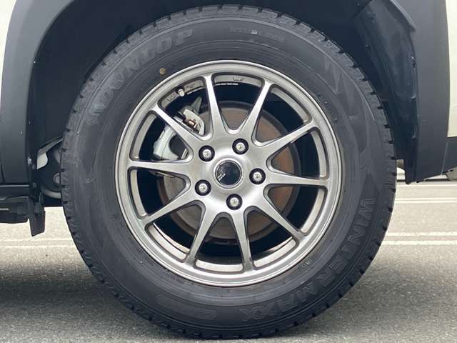 【　タイヤ　】お車のイメージにぴったり！社外のアルミホイールやスタッドレスタイヤも絶賛販売中！！ドレスアップなどのカスタマイズもお任せください！