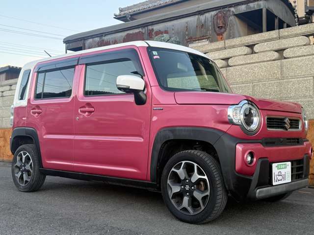 右フロント周りはとてもきれいな状態で、修復歴は一切ありません。目立つ傷や凹みもなく、塗装も色褪せや不具合がなく良好です。