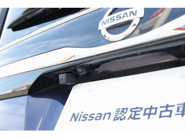 「ディーラーは高い！」というイメージをお持ちですか？当店は、自動車税などの税金からなる「法定費用」などの諸経費を含めた総額表示にてお車をご紹介しております。