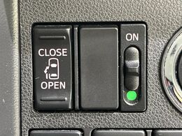 【パワースライドドア】スマートキーや運転席のスイッチでスライドドアの開閉が可能♪電動だから力を入れてドアを開ける必要が無く、小さいお子様でも、重い荷物を持っている時もラクに開け閉めできます♪