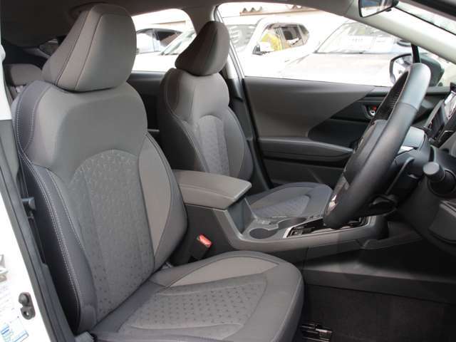 カーセブン札幌西店は全国に向けてインターネットでの販売にも力を入れております。提携の陸送会社にて全国ご納車が可能でございます！