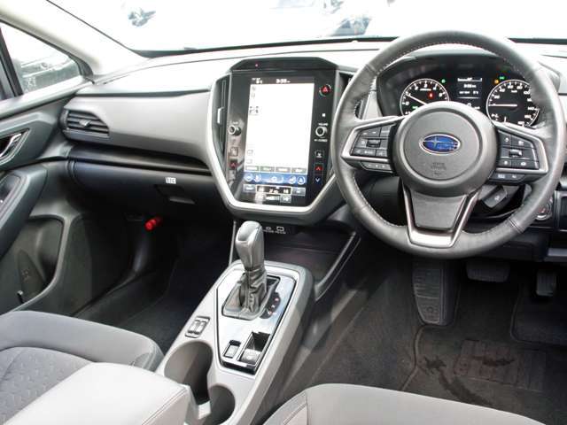 カーセブン札幌西店は札樽道手稲ICそば、国道5号線沿いにございます。「7」の看板が目印でございます！お気軽にご来店下さい！