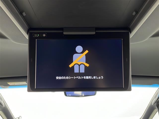 【後部座席操作部】後部座席を快適に過ごしていただくための便利な装備が付いています！