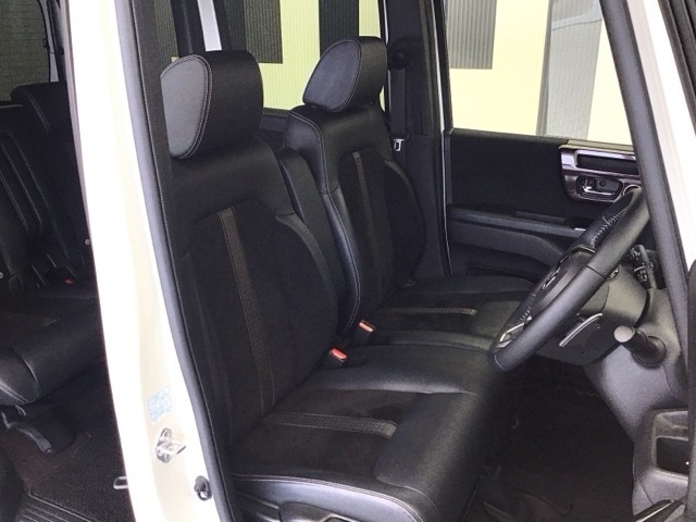 車内は徹底的にクリーニングされているので、快適にお乗りいただけます。
